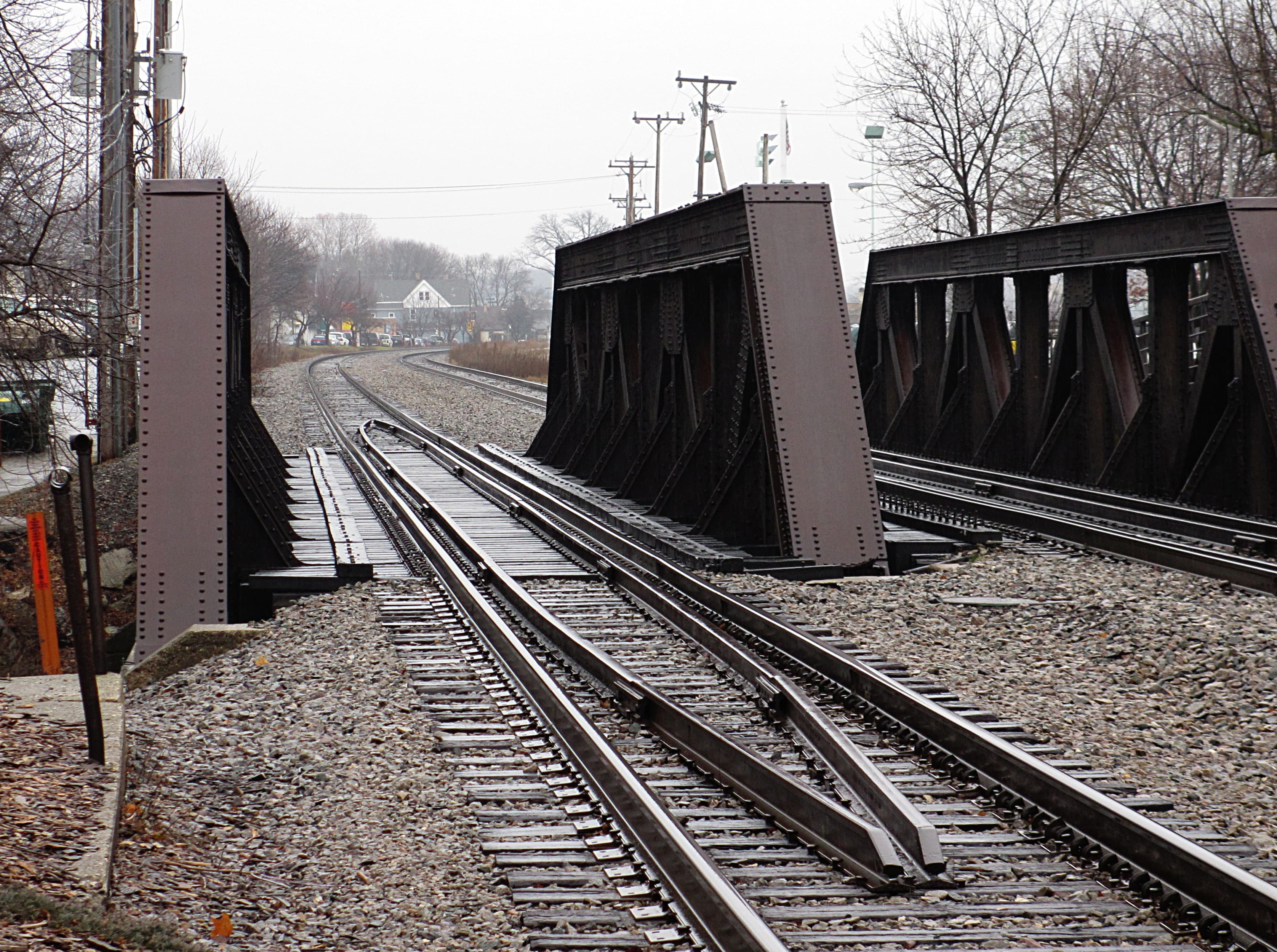 Wauwatosa Village (Harwood Avenue Crossing)