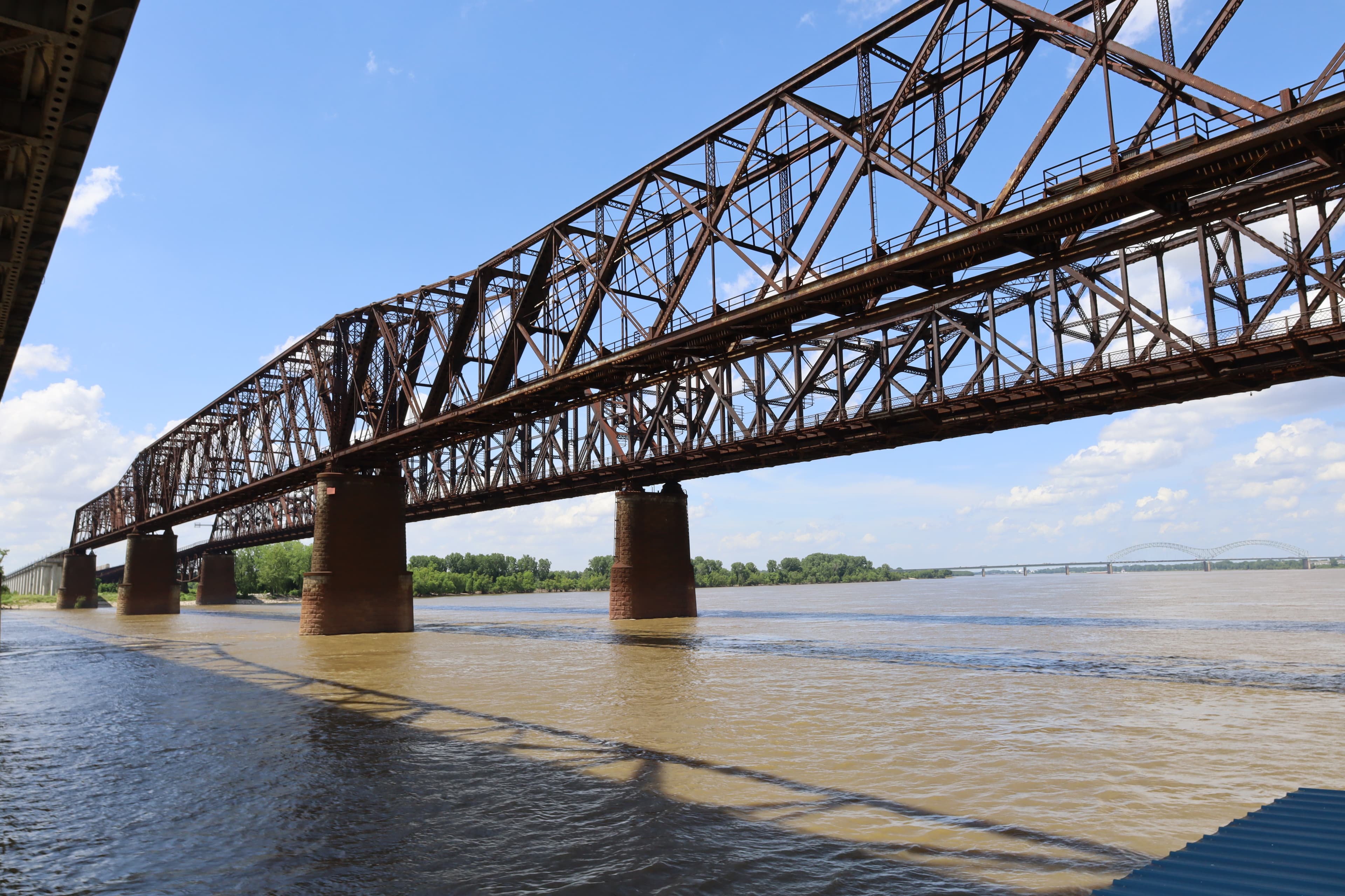 Big River Crossing (Harahan & Frisco Bridges)