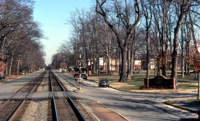 Ashland (Street Running)